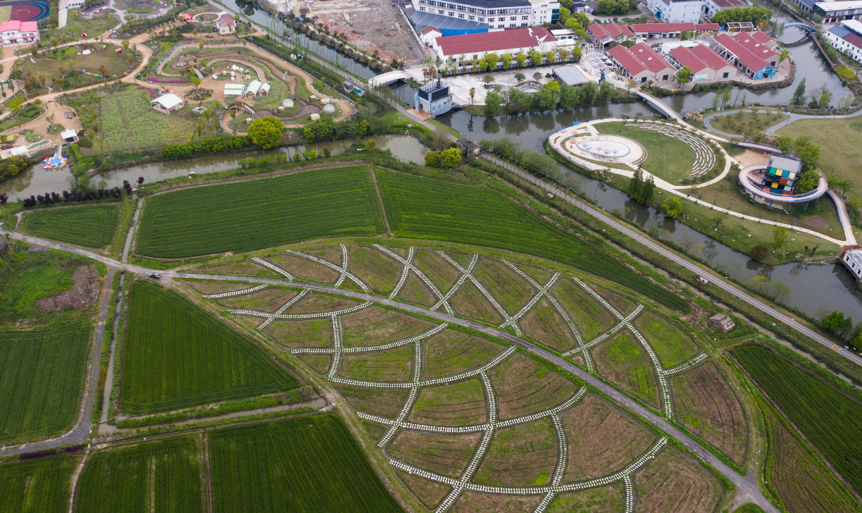 農(nóng)村養(yǎng)老保險(xiǎn)4大特點(diǎn).png 農(nóng)村養(yǎng)老保險(xiǎn)4大特點(diǎn).png